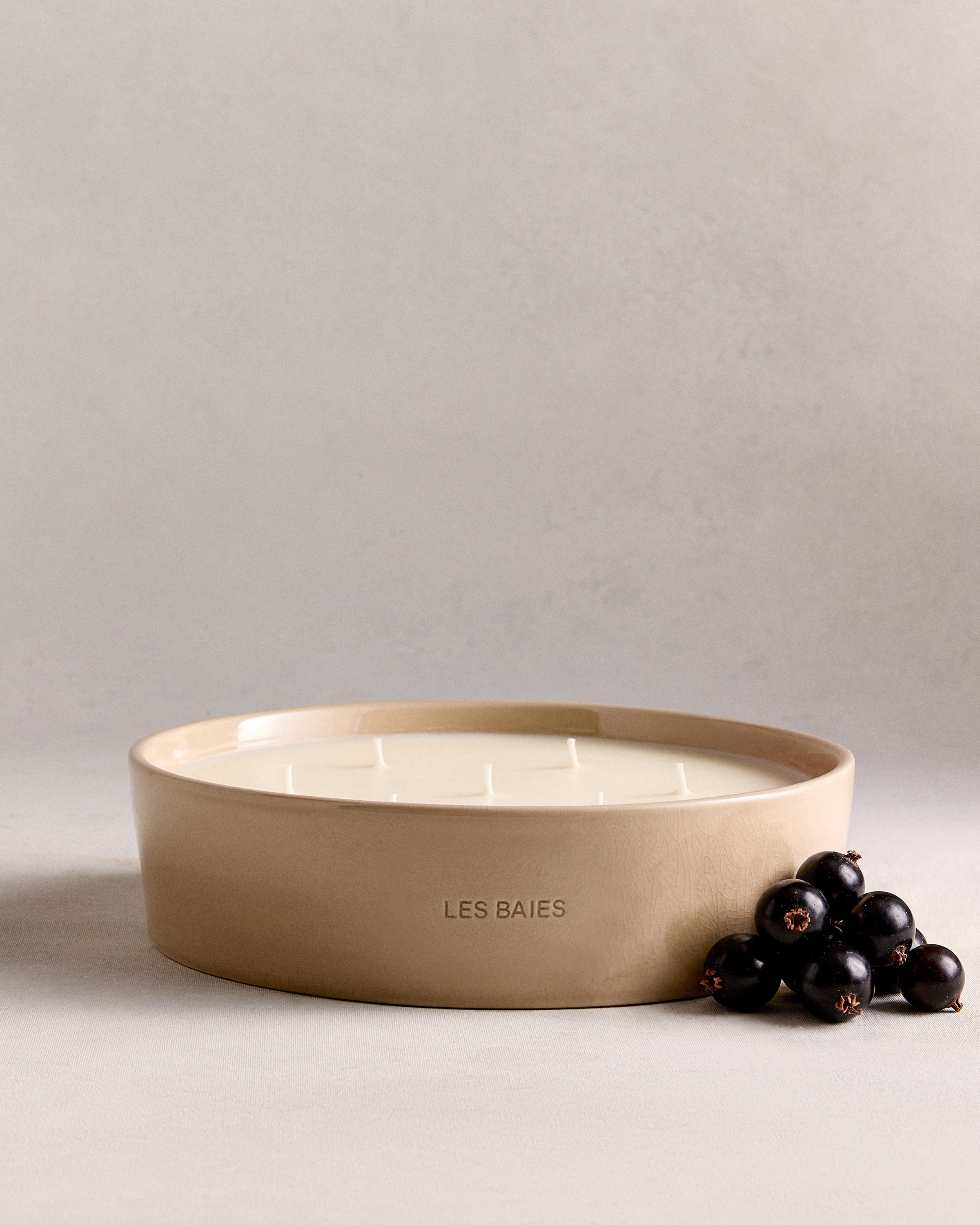 Les Baies 7-Wick Luxury Candle