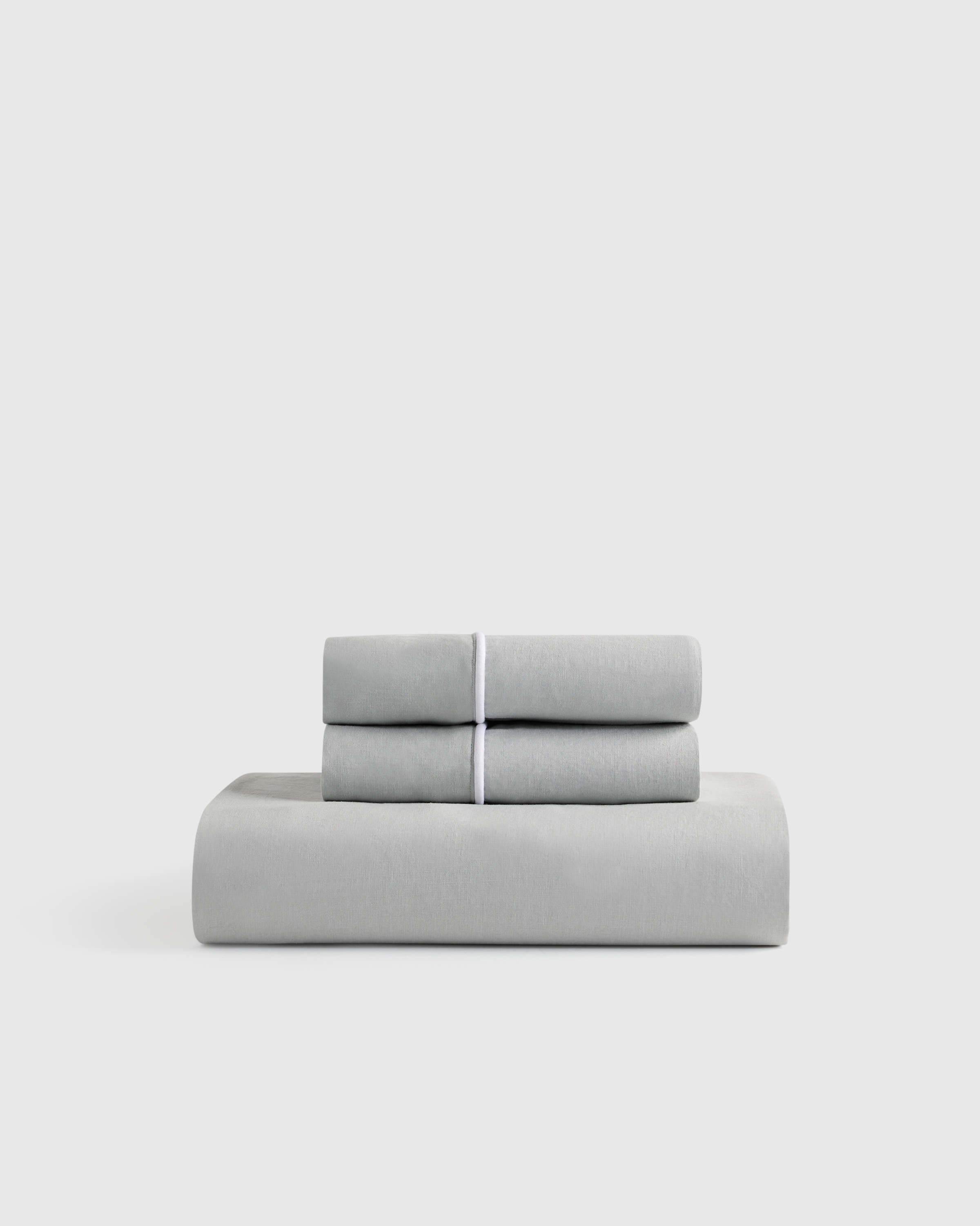 European Linen Piped Fitted Sheet Set