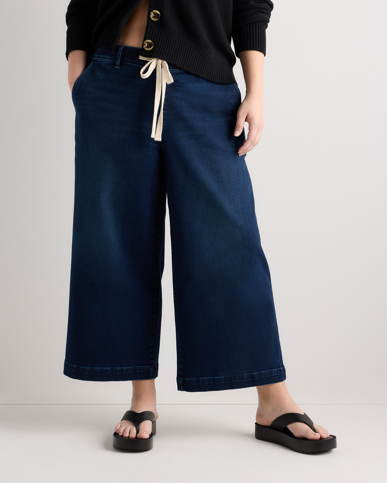 Mia Wide Leg Crop Jeans