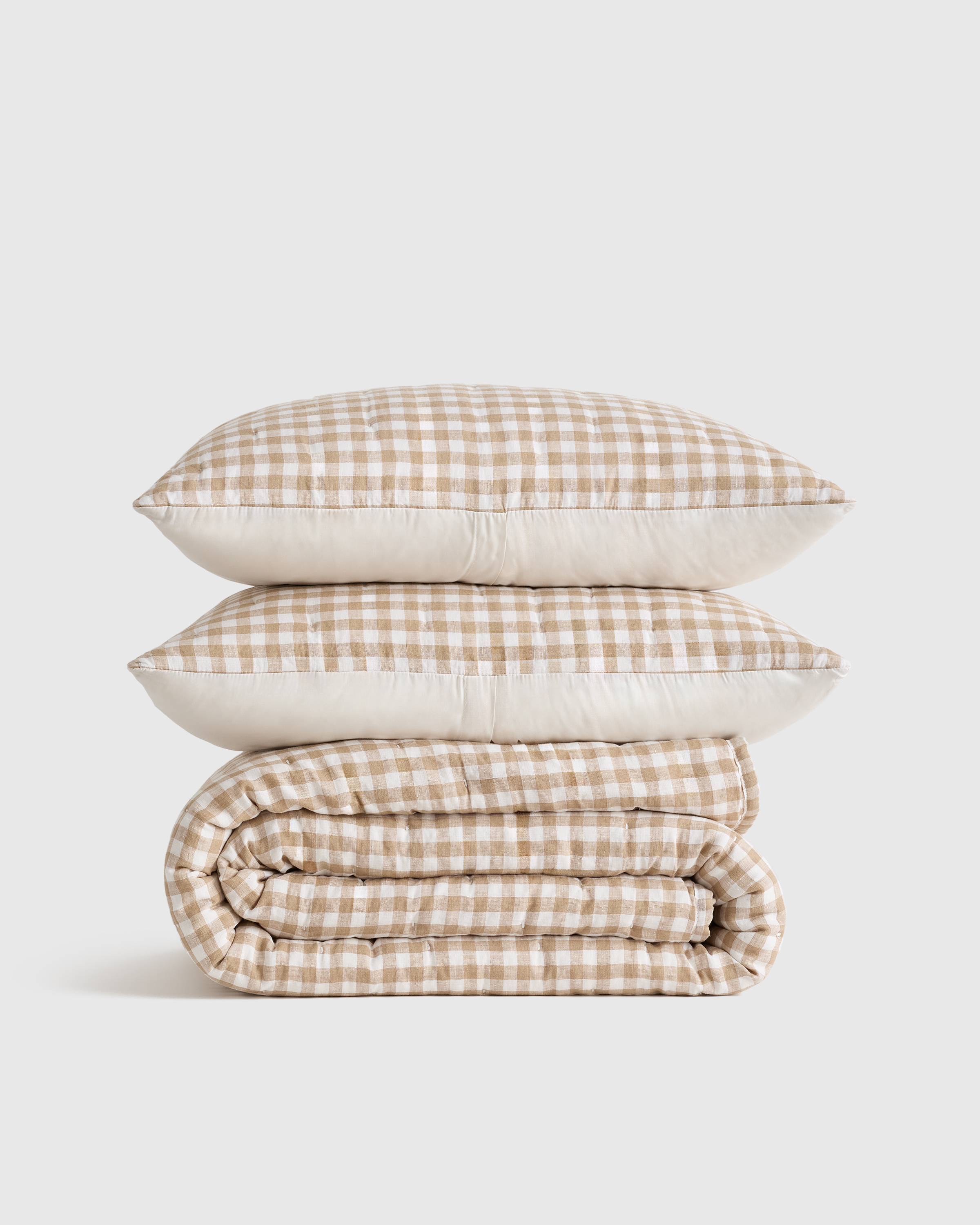 European Linen Patterned Quilt Set